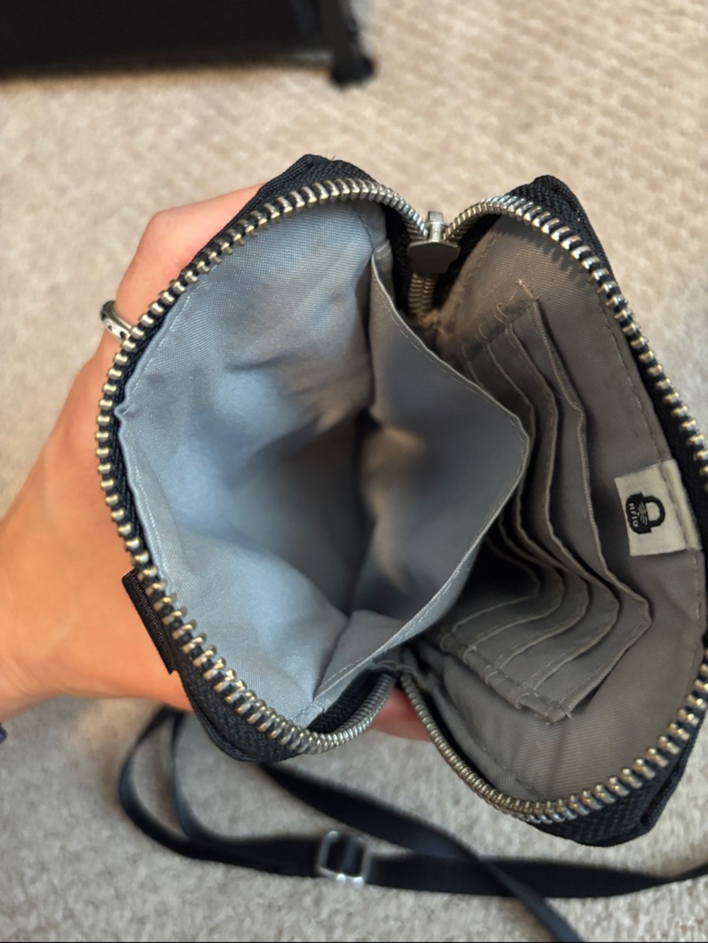 Baggallini Small Nylon Crossbody Purse Bag - Picture 6 of 8